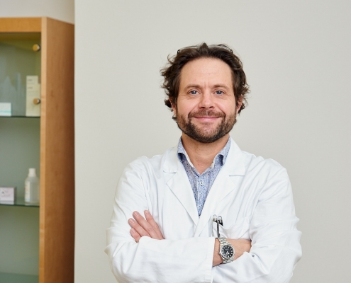 Doz. Dr. Petter-Puchner Alexander ist in der KOR in der Abteilung für Allgemein- Viszeral- und Tumorchirurgie tätig.