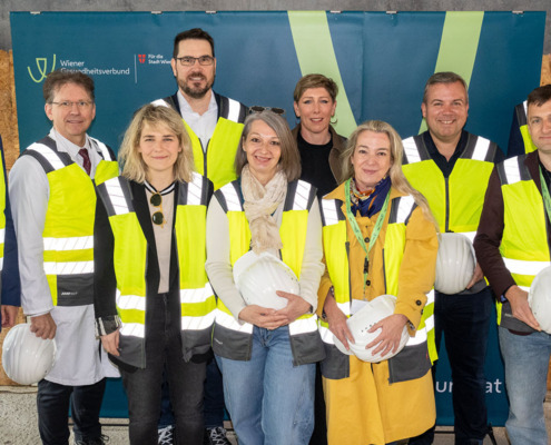 Klinik Ottakring Begehung der Baustelle - Gruppenfoto